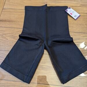 Empetua High-Waisted Shaper Short Style M/L